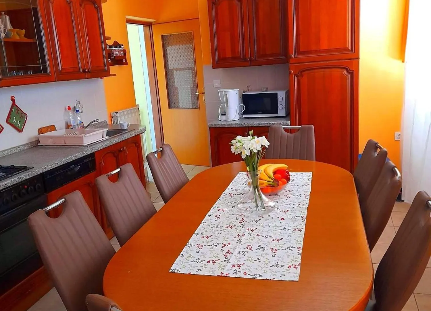 Apartment Grosse Wohnung In Kampor Mit Eigenem Balkon Rab Town