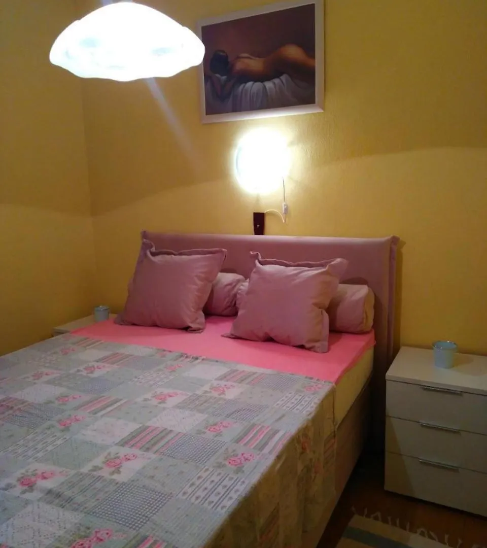 Grosse Wohnung In Kampor Mit Eigenem Balkon Rab Town 0*,